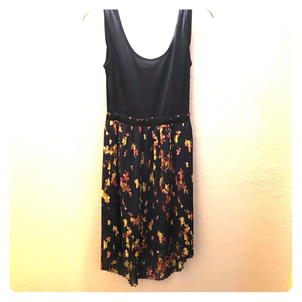 Xhiliration size M hi lo dress